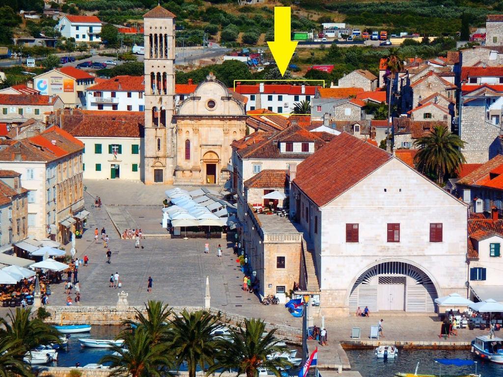 Apartments Stipisic Hvar Town Exterior photo