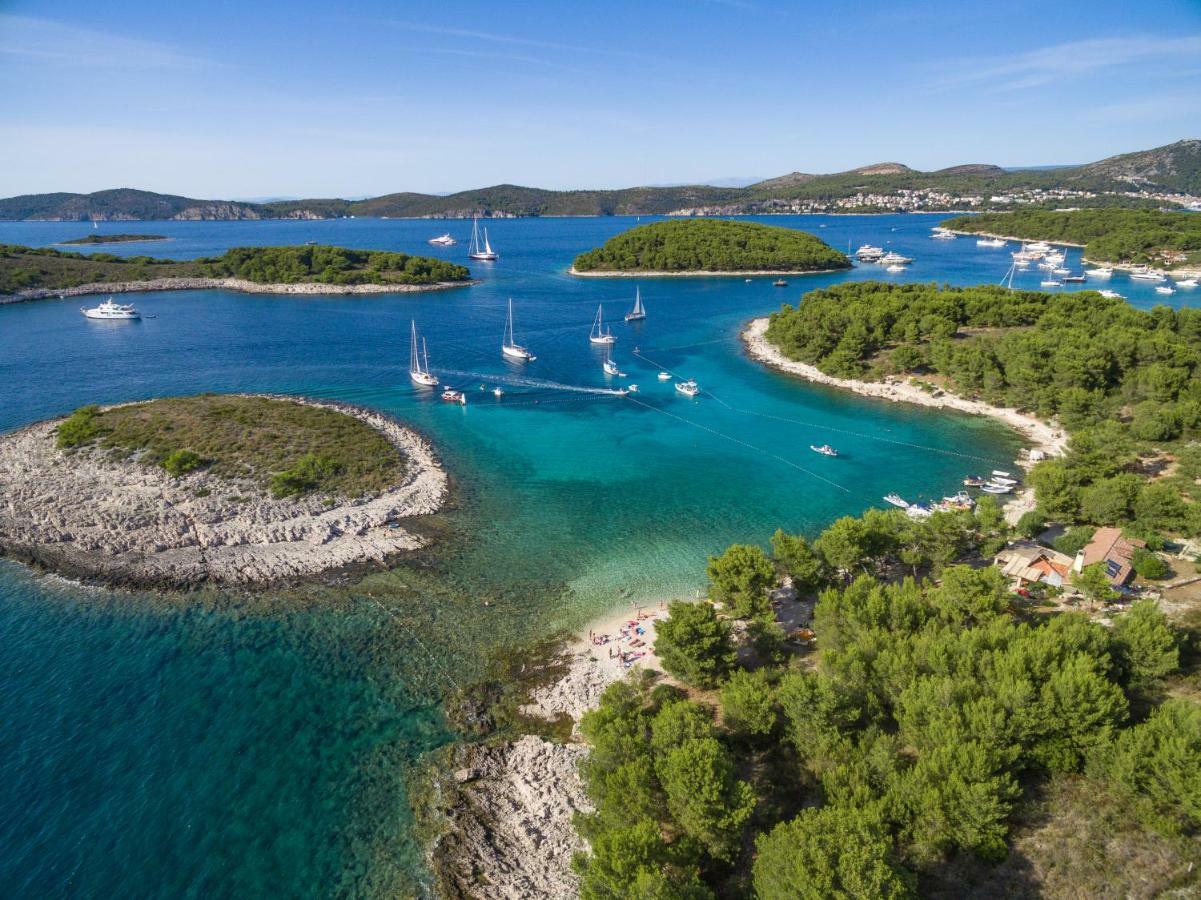 Apartments Stipisic Hvar Town Exterior photo