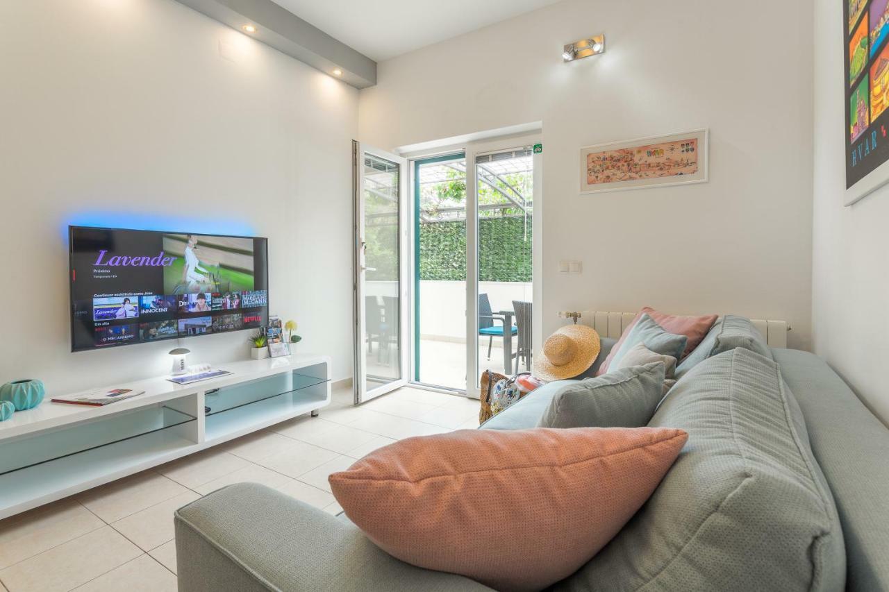 Apartments Stipisic Hvar Town Exterior photo