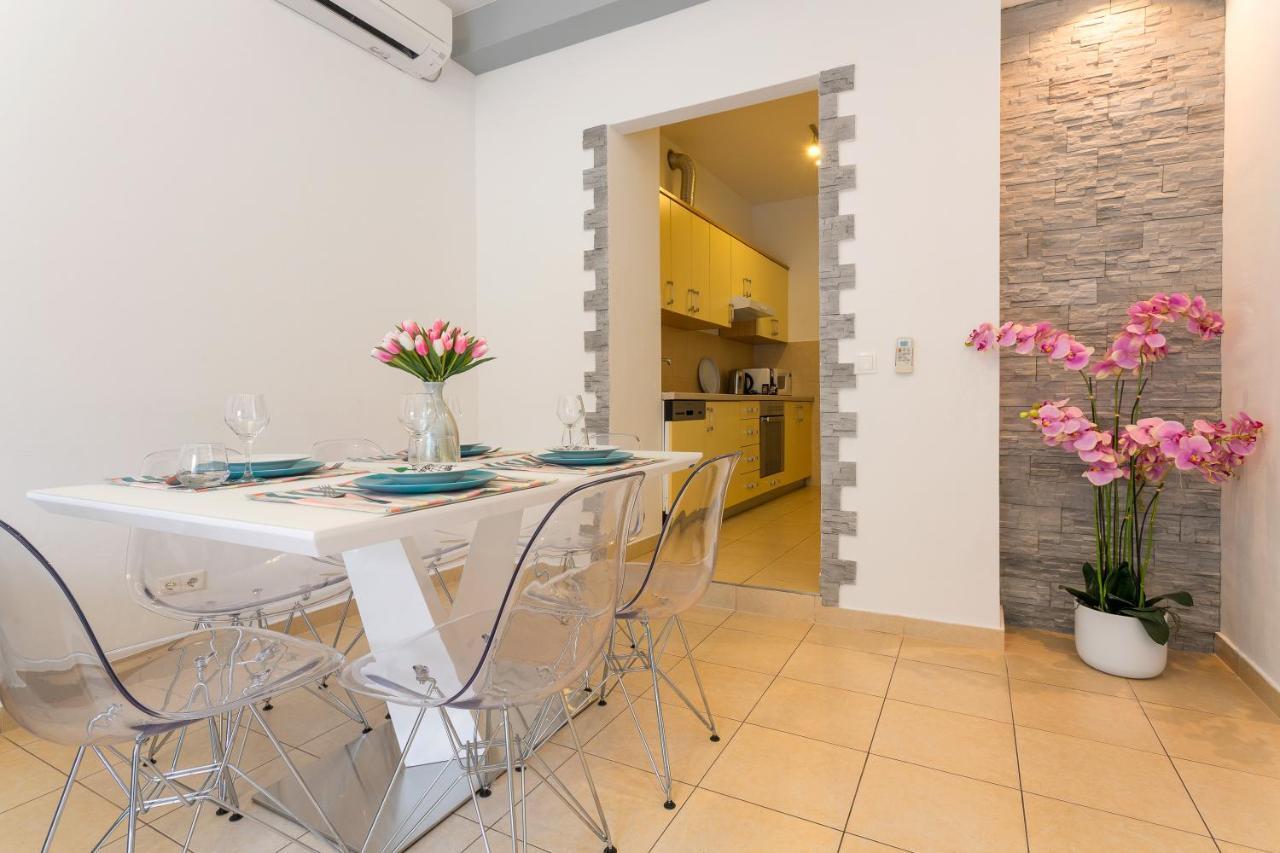 Apartments Stipisic Hvar Town Exterior photo